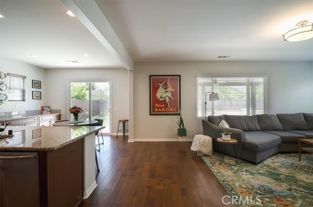 Detail Gallery Image 12 of 44 For 32804 Red Carriage Rd, Winchester,  CA 92596 - 5 Beds | 3 Baths