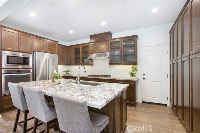 112 Cerrero Court, Rancho Mission Viejo CA: https://media.crmls.org/medias/41a9a2ec-06f6-4a3e-a7d2-648a91e33498.jpg