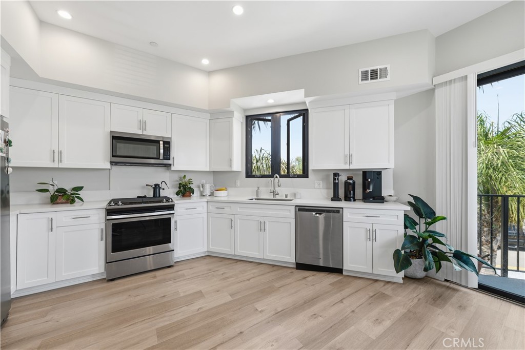 MLS #OC26131277 image #6