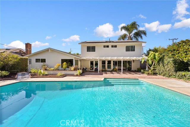 Detail Gallery Image 34 of 37 For 1839 Pitcairn Dr, Costa Mesa,  CA 92626 - 5 Beds | 4/1 Baths