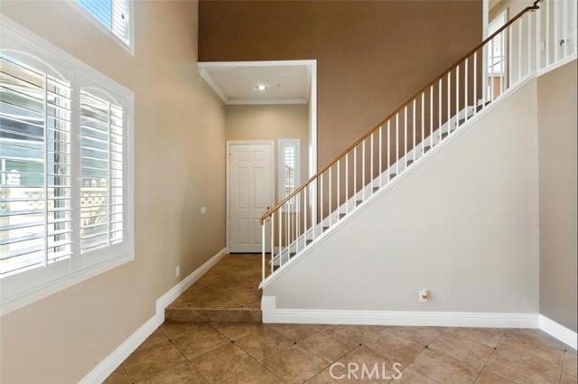 Detail Gallery Image 3 of 38 For 15642 Bristol Ct, Fontana,  CA 92337 - 3 Beds | 2/1 Baths