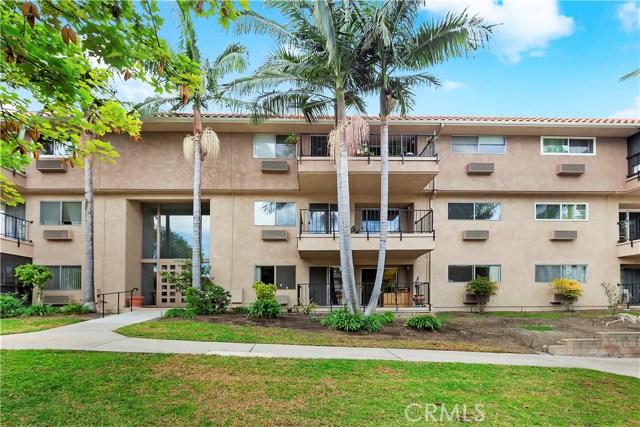 2354 Via Mariposa #2F, Laguna Woods, CA 92637