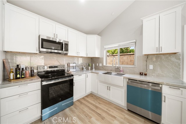 Detail Gallery Image 10 of 22 For 177 Hargrove, Irvine,  CA 92620 - 1 Beds | 1/1 Baths