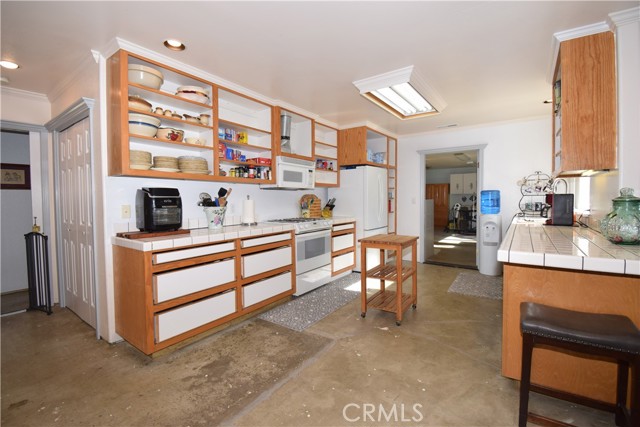 Detail Gallery Image 16 of 39 For 10180 Highway 29, Lower Lake,  CA 95457 - 3 Beds | 2 Baths