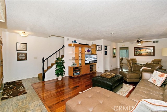 1405 Goodman Avenue, Redondo Beach, California 90278, 2 Bedrooms Bedrooms, ,2 BathroomsBathrooms,For Sale,Goodman,SB19221927