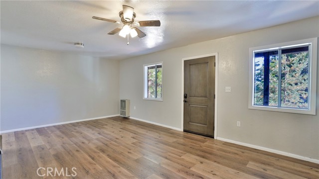 Detail Gallery Image 37 of 60 For 325 Cedarbrook Dr, Twin Peaks,  CA 92391 - 3 Beds | 2/1 Baths