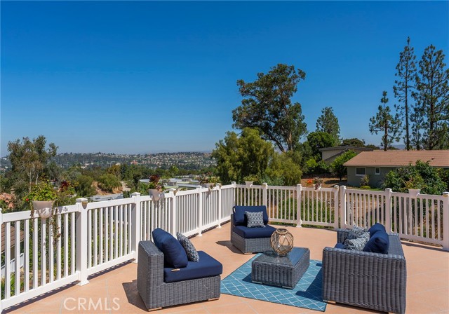 Detail Gallery Image 51 of 58 For 323 S Del Giorgio Rd, Anaheim Hills,  CA 92808 - 4 Beds | 4 Baths