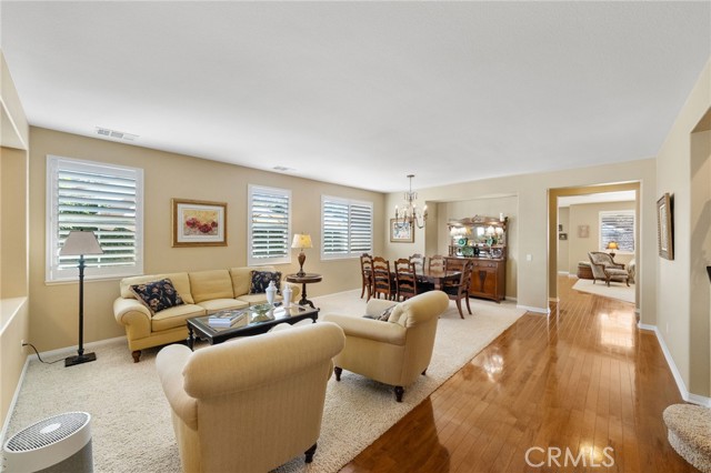 Detail Gallery Image 5 of 54 For 27665 Bottle Brush Wy, Murrieta,  CA 92562 - 4 Beds | 3 Baths