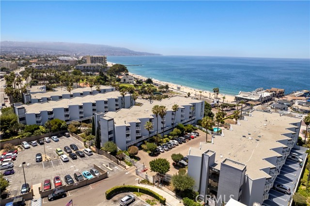 630 The Village, Redondo Beach, California 90277, 1 Bedroom Bedrooms, ,1 BathroomBathrooms,Residential,Sold,The Village,SB22154695