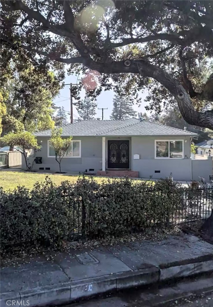 4718 La Crescenta Avenue, La Crescenta, CA 91214