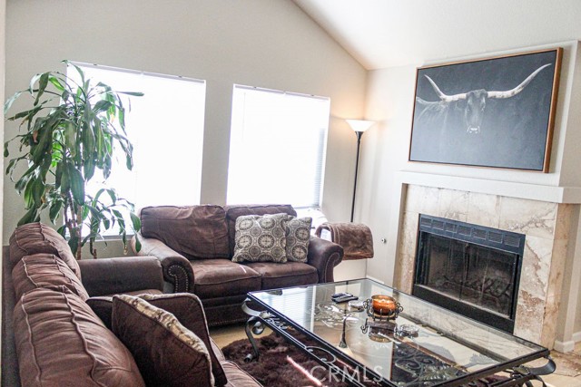 Detail Gallery Image 3 of 30 For 915 Moran Ct, Paso Robles,  CA 93446 - 3 Beds | 2 Baths