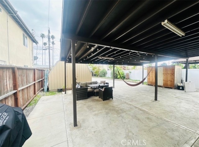 1154 W 55th Street, Los Angeles CA: https://media.crmls.org/medias/41b15737-ff6e-48f3-aca2-ad3ce8c84b03.jpg