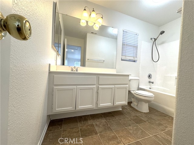 35786 Octopus Lane, Wildomar CA: https://media.crmls.org/medias/41b16be9-57a3-4a89-b42c-253096bdd206.jpg