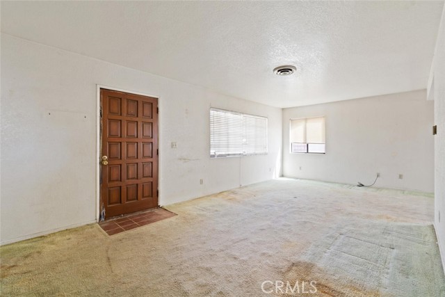 Image 3 for 13964 Sayre St, Sylmar, CA 91342