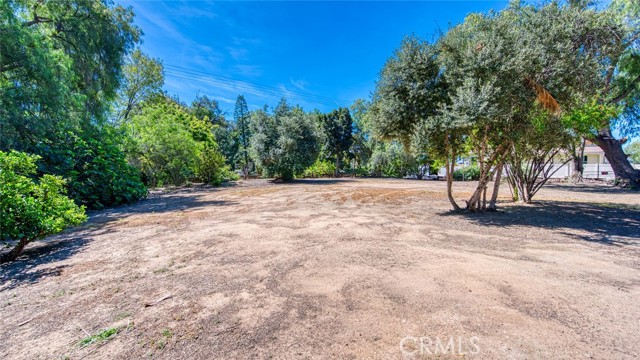 Detail Gallery Image 7 of 28 For 18771 Oriente Dr, Yorba Linda,  CA 92886 - 3 Beds | 2 Baths