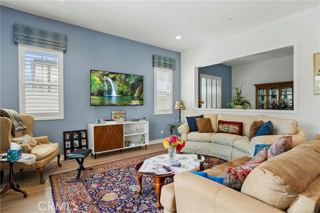 14432 Windfall Lane, Huntington Beach CA: https://media.crmls.org/medias/41b3cb94-9394-4bb6-9a9d-59b29209a673.jpg