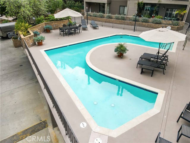 Detail Gallery Image 23 of 25 For 13331 Moorpark St #233,  Sherman Oaks,  CA 91423 - 2 Beds | 2 Baths