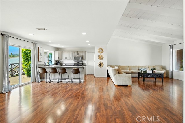 Detail Gallery Image 5 of 59 For 521 Baseline Rd, La Verne,  CA 91750 - 4 Beds | 3 Baths