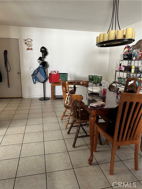 Detail Gallery Image 6 of 16 For 22170 Raven Way, Grand Terrace,  CA 92313 - 5 Beds | 3/1 Baths