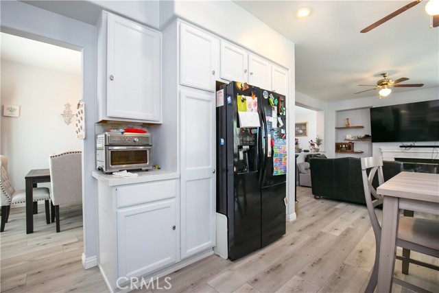 1805 Date Palm Drive, Palmdale CA: https://media.crmls.org/medias/41b45113-1d55-4afe-9810-c4499251d5c2.jpg