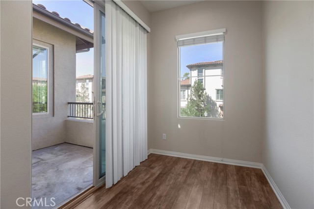 Detail Gallery Image 6 of 25 For 116 Neptune, Irvine,  CA 92618 - 2 Beds | 2/1 Baths