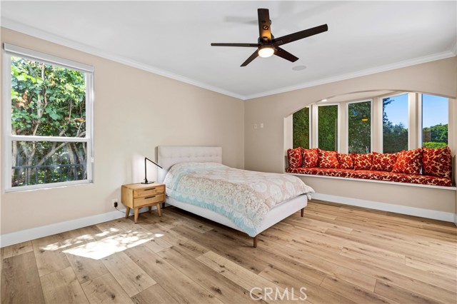 8944 Enfield, Sherwood Forest CA: https://media.crmls.org/medias/41b67d8d-e7fb-4423-9e2d-57ee48b175d9.jpg