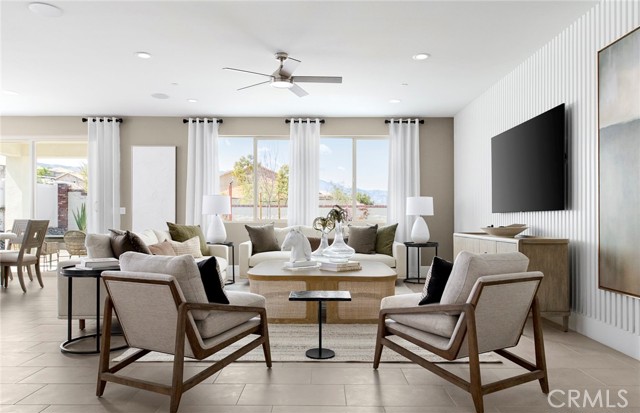 Detail Gallery Image 5 of 14 For 4028 Hudson Ln, Lake Elsinore,  CA 92530 - 3 Beds | 2 Baths