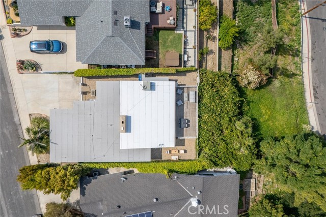 22253 Del Valle Street, Woodland Hills CA: https://media.crmls.org/medias/41b7a3d8-40cc-42b4-871e-23c96746255d.jpg