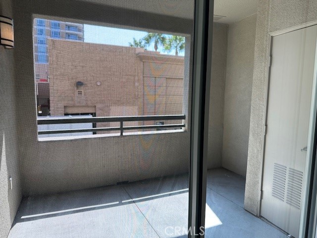 2238 Scholarship, Irvine CA: https://media.crmls.org/medias/41b84f51-dffb-4a12-98d0-952c735a480f.jpg