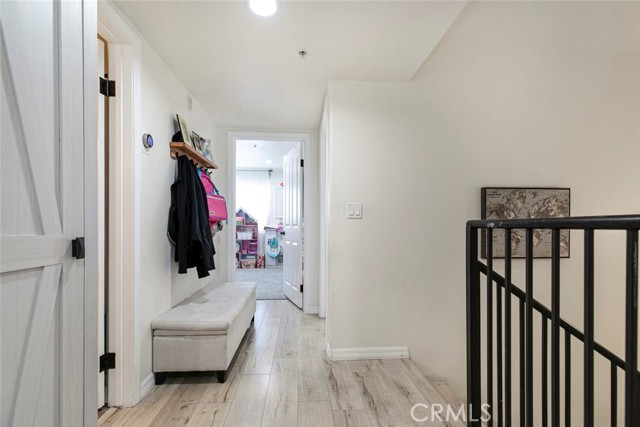 10894 Olinda Street, Sun Valley CA: https://media.crmls.org/medias/41b8c1df-226a-4e04-9e00-5800d559d861.jpg