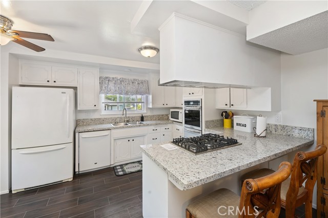 1502 S Merrill Street, Corona CA: https://media.crmls.org/medias/41b923fa-ae72-4944-af00-8a4a1640c49f.jpg