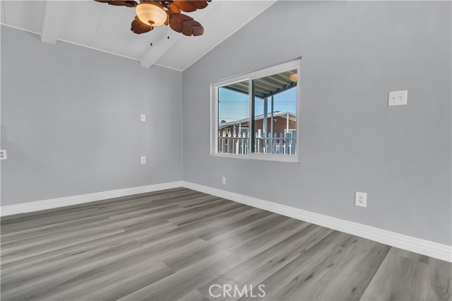 1850 W ORANGETHORPE AVE, Fullerton CA: https://media.crmls.org/medias/41ba5999-3b62-4105-be9f-bc087c189d8b.jpg