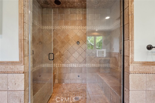 23115 Erwin Street, Woodland Hills CA: https://media.crmls.org/medias/41baaa5a-b1ee-4e03-837d-22a363ba32f4.jpg