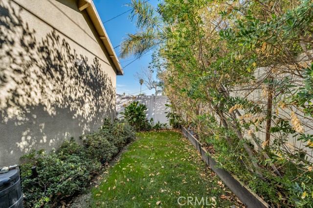 Detail Gallery Image 39 of 45 For 18016 Collins St, Encino,  CA 91316 - 4 Beds | 3/1 Baths