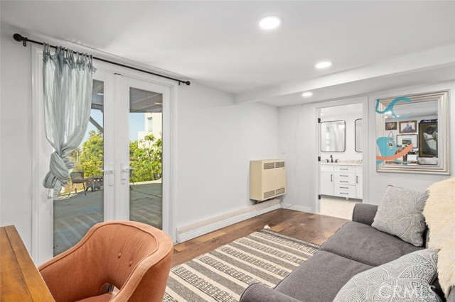 509 Francisca Avenue, Redondo Beach, California 90277, 2 Bedrooms Bedrooms, ,1 BathroomBathrooms,Residential,Sold,Francisca,PV22057057