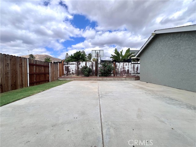 Detail Gallery Image 18 of 24 For 12257 Hythe St, Moreno Valley,  CA 92557 - 3 Beds | 2 Baths