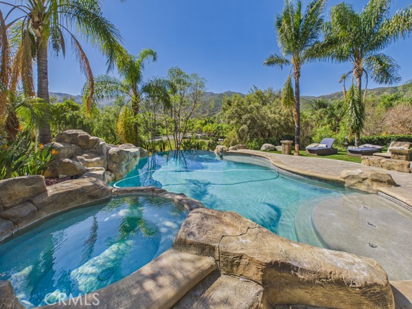 Detail Gallery Image 26 of 47 For 9050 Hunt Rd, Corona,  CA 92883 - 5 Beds | 4/1 Baths