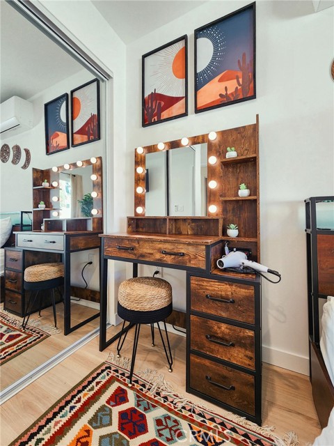 Detail Gallery Image 10 of 13 For 22131 Bassett Street, Canoga Park,  CA 91303 - 1 Beds | 1 Baths