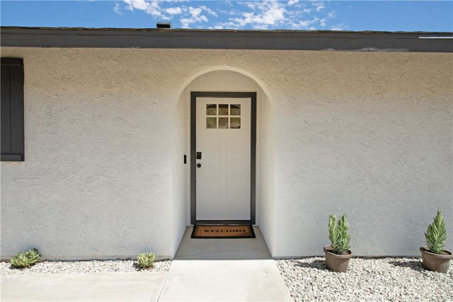 Detail Gallery Image 3 of 39 For 60962 Sandalwood Trl, Joshua Tree,  CA 92252 - 2 Beds | 2 Baths