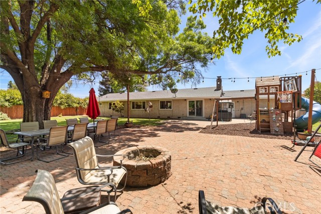 Detail Gallery Image 26 of 39 For 63 Our Way, Chico,  CA 95973 - 3 Beds | 2/1 Baths