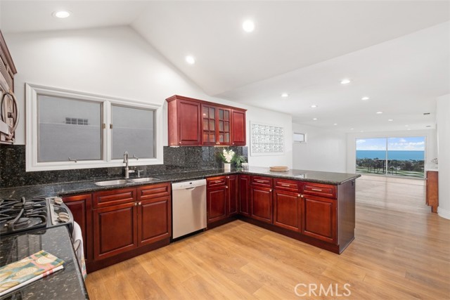 Detail Gallery Image 47 of 52 For 4013 via Manzana, San Clemente,  CA 92673 - 5 Beds | 3/1 Baths