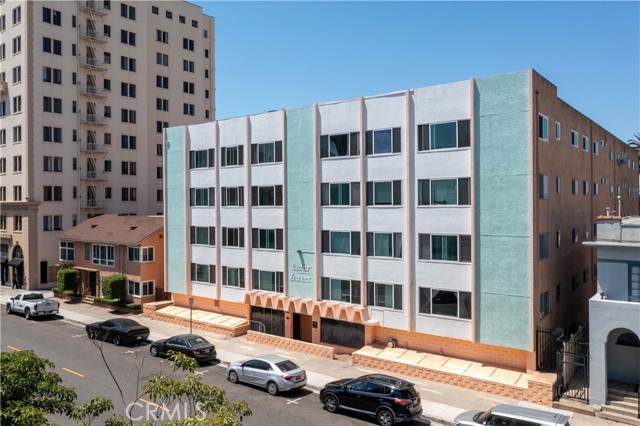 Detail Gallery Image 1 of 14 For 335 Cedar Ave #108,  Long Beach,  CA 90802 - 2 Beds | 2 Baths