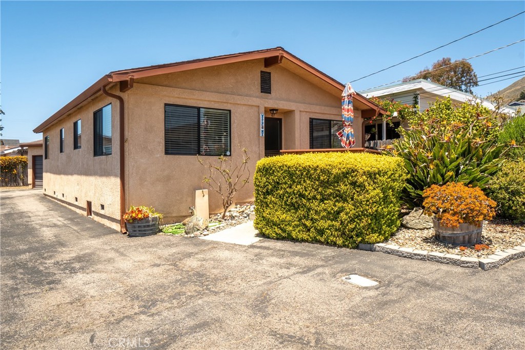 67 10th Street, Cayucos, CA 93430