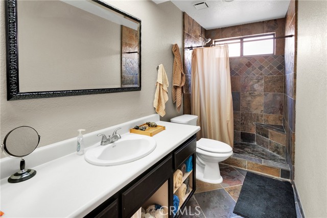 Detail Gallery Image 21 of 49 For 14593 Lighthouse Ln, Helendale,  CA 92342 - 3 Beds | 2 Baths