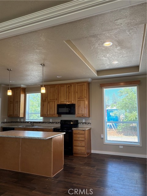 Detail Gallery Image 6 of 20 For 5548 Newland, Paradise,  CA 95969 - 2 Beds | 2 Baths