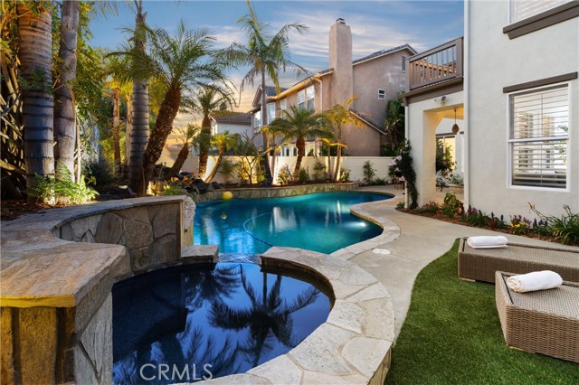 19139 Chandon Lane, Huntington Beach CA: https://media.crmls.org/medias/41bf9a9b-5b41-41c0-b0b8-e081fe9e5c75.jpg