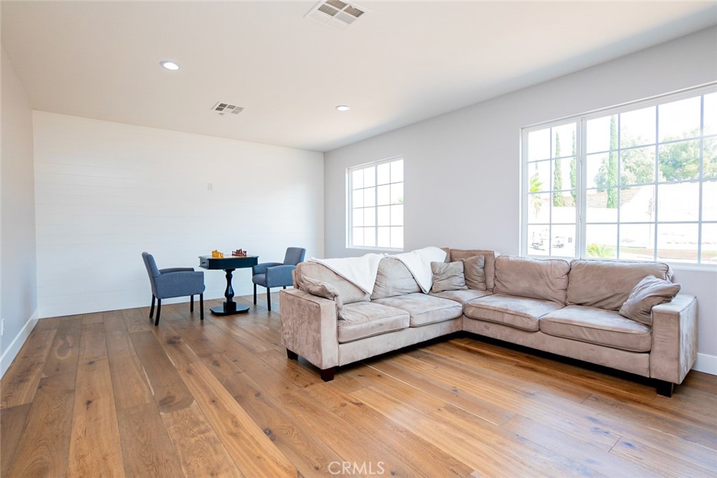 MLS #CV25175157 img 23