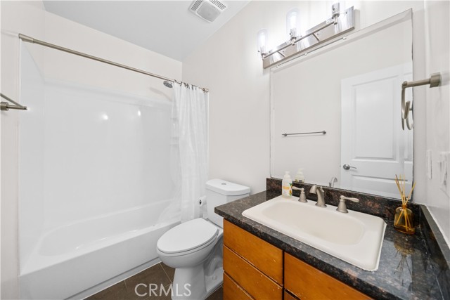 Detail Gallery Image 11 of 32 For 10982 Roebling Avenue #524,  Los Angeles,  CA 90024 - 2 Beds | 1 Baths