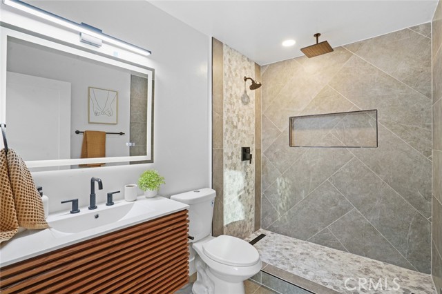 13455 Carriage Road, Poway CA: https://media.crmls.org/medias/41c15d51-79be-4f00-8817-97f8848ad6fb.jpg