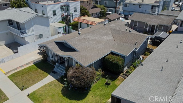 926 Newport Avenue, Long Beach CA: https://media.crmls.org/medias/41c1897c-c957-4c95-9099-ed2ce419eb70.jpg